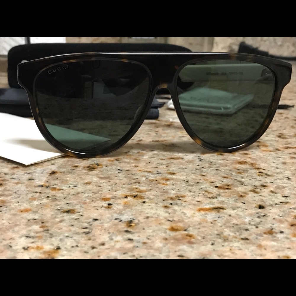 Brand New GUCCI sunglasses